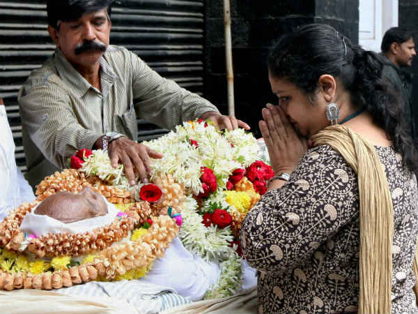 મન્ના ડેને શ્રદ્ધાંજલિ