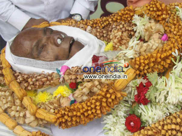 બેંલગોરમાં જ અંતિમ સંસ્કાર