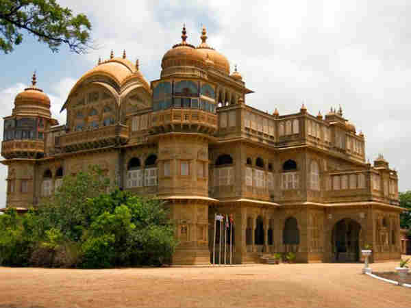 વિજય વિલાસ પેલેસ, માંડવી-કચ્છ