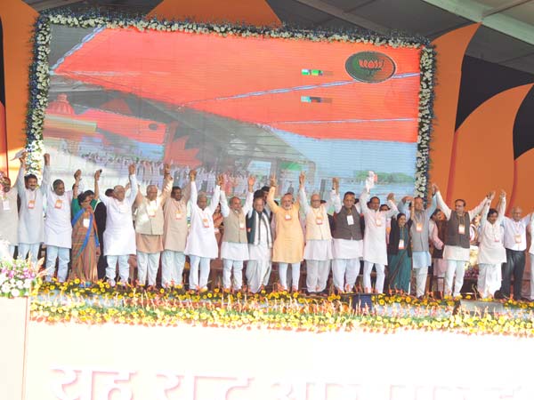 કોંગ્રેસ કરતા ભાજપ 11 ટકા આગળ