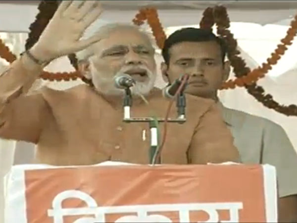 કોંગ્રેસ પાર્ટીના લોકો સાતમા આસમાન પર