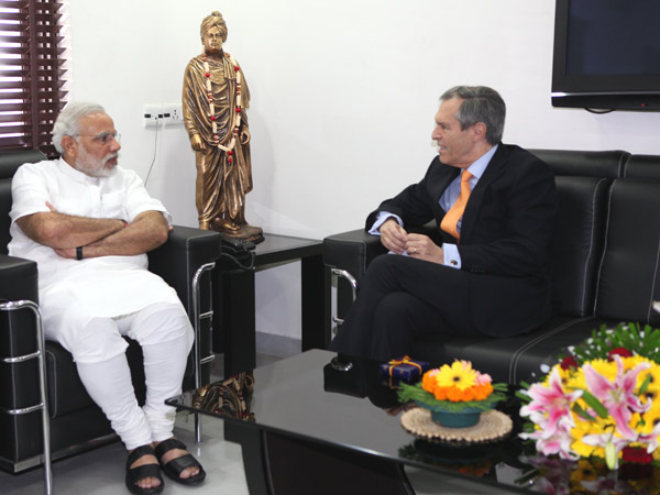 નરેન્દ્ર મોદીને મળ્યા જર્મનીના રાજદૂત