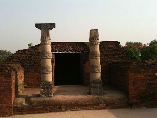 પથ્થરના થાંભલા