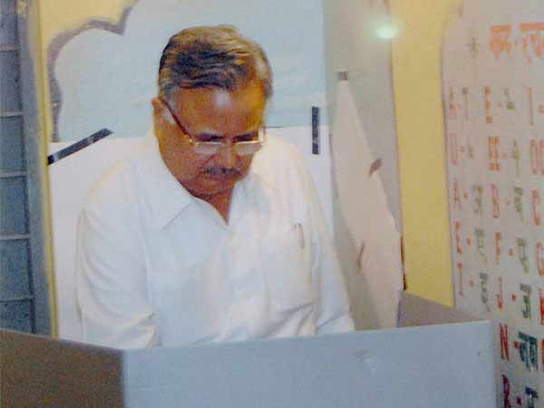 રમણ સિંહે કર્યું મતદાન