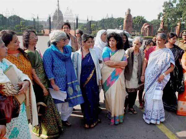 જાસૂસી કેસમાં ન્યાયિક તપાસની માગ