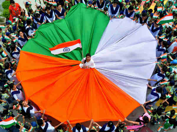 રાષ્ટ્રીય પ્રતિકોનું અપમાન ગૂનો બનતો નથી