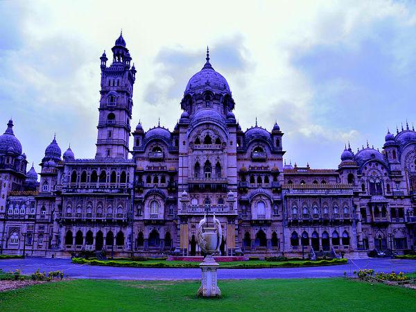 લક્ષ્મી વિલાસ પેલેસ