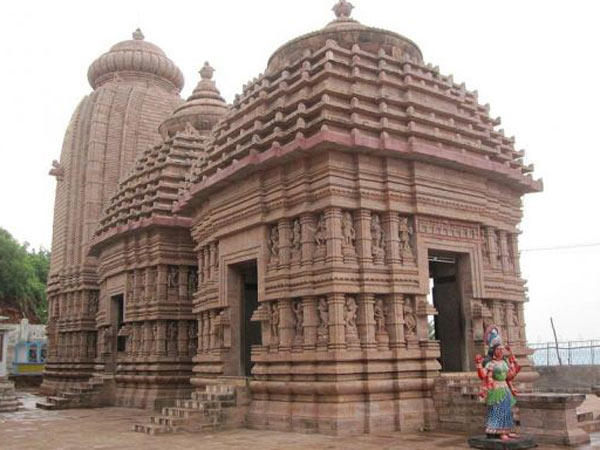 માં તારા તારિણી હિલ તીર્થ