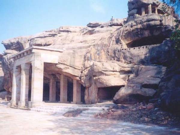 હાથિગુમ્પા