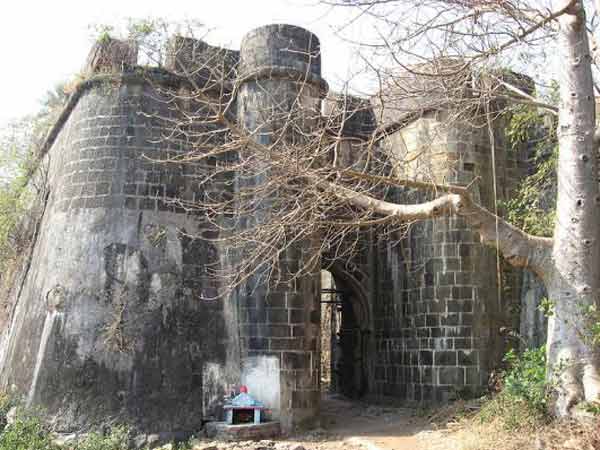 બેસિન કિલ્લો