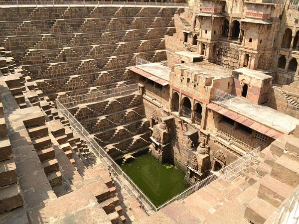 ચંદ બાવરી