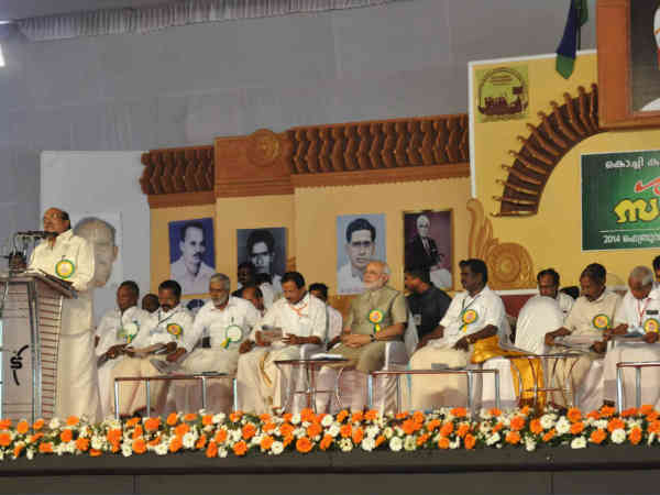કુપ્રથાઓમાંથી મુક્તિનો સંકલ્પ લો
