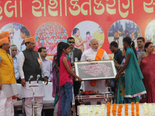 નરેન્દ્ર મોદી