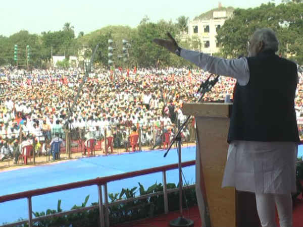 કોંગ્રેસ-ભ્રષ્ટાચાર જોડકાં બહેનો