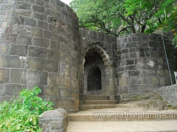 જુન્નર વિશાળનો કિલ્લો