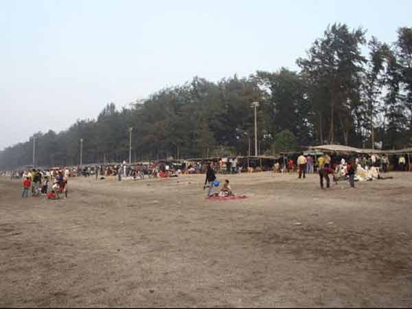 સહેલાણીઓ ઉમટ્યા