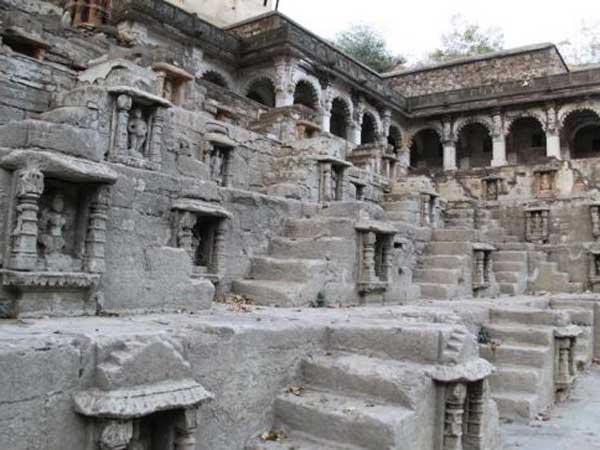વિસ્તૃત કોતરણી