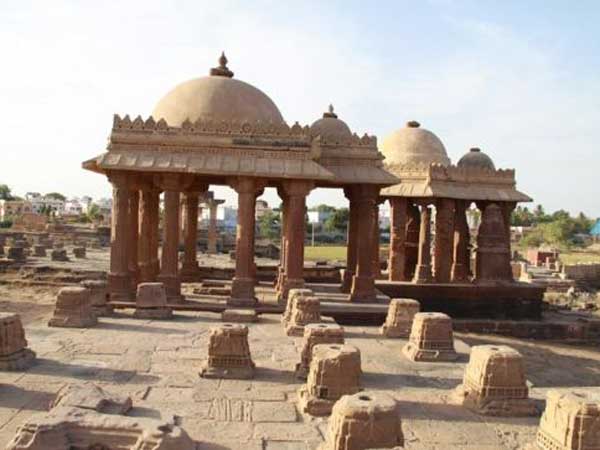 કલાત્મક સ્મારક