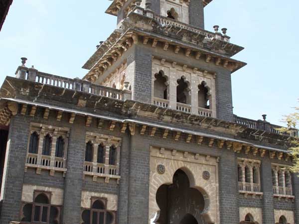 નવલખા મહેલ