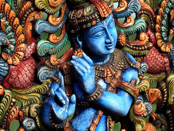 મિત્રતામાં ન જુઓ સ્ટેટસ