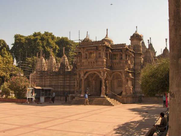 હઠીસિંગ જૈન મંદિર