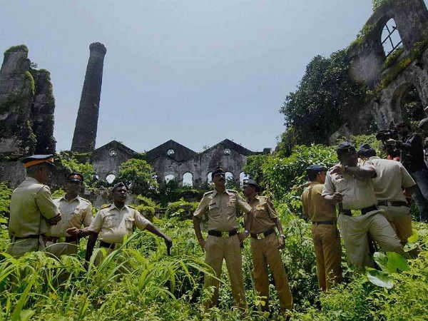 શક્તિ મિલ: નશાખોરો અને બદમાશોનો અડ્ડો