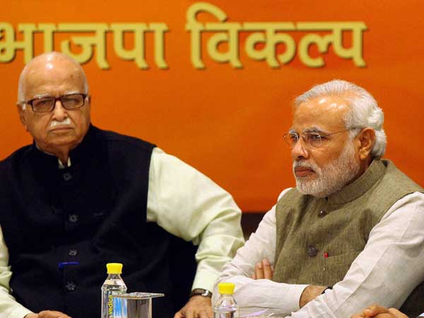 નારાજ અડવાણીને મનાવવા દિગ્ગજોની ફોજ