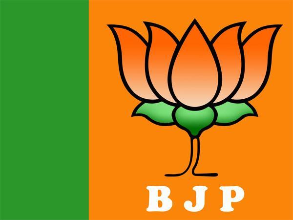 એકલા હાથે સફળતા મુશ્કેલ
