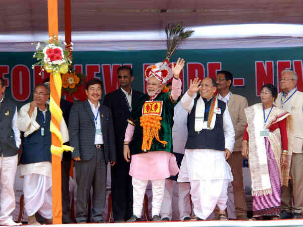 આતંકવાદ ડિવાઇડ્સ અને પ્રવાસન યુનાઇટ્સ