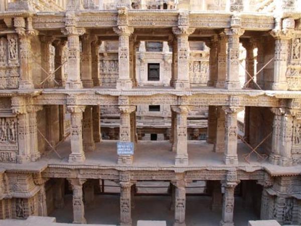 રાણીની વાવ