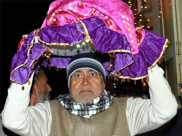 ફેસબુક-ટ્વિટર પર જંગ