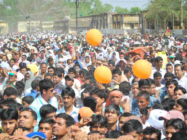 કોંગ્રેસીઓ હાથની સફાઇ કરે છે