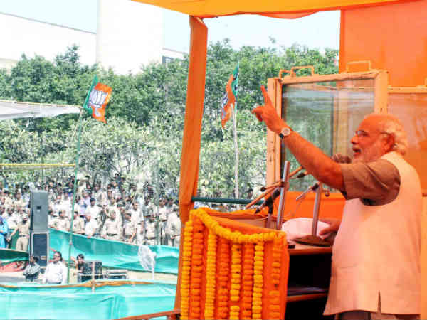 રોબર્ટ વાઢેરાને કહ્યા બાજીગર