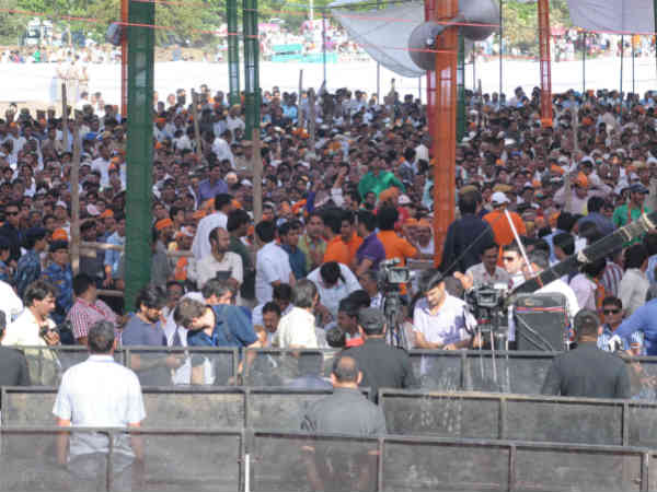 એ નામદાર છે હું કામદાર છું