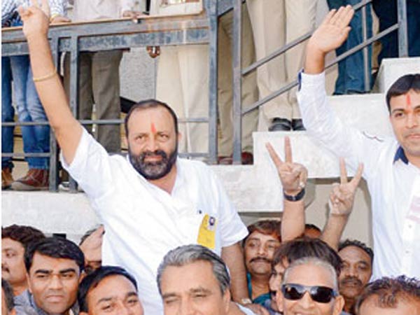 પટેલ ઉમેદવાર થાય છે સફળ