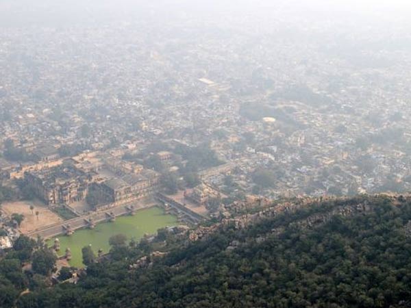 કિલ્લાનું વિહંગમ દૃશ્ય