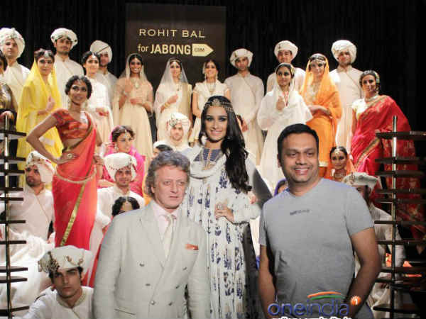 રોહિત બાલ માટે રૅમ્પ પર શ્રદ્ધા કપૂર