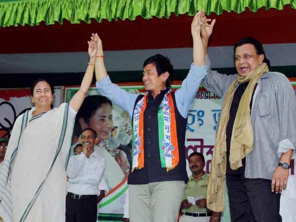 ફૂટબોલના મેદાનથી ચૂંટણીના મેદાનમાં