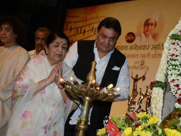 લતા-ઋષિએ કર્યું ઉદ્ઘાટન