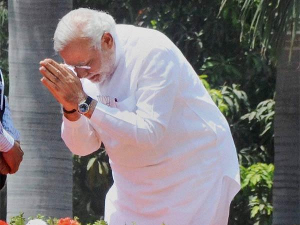 કેજરીવાલના પ્રશ્નોથી સન્ન