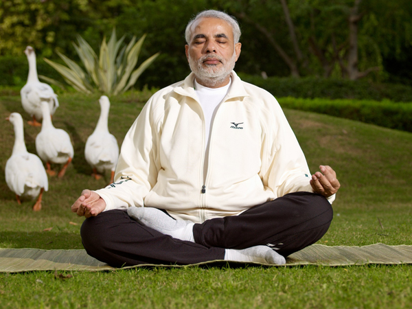 મોદી યોગ સાથે કોઇ બાંધછોડ નથી કરતા