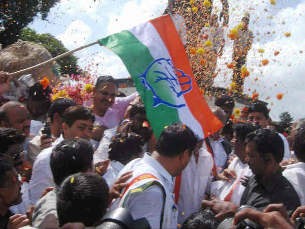 કોંગ્રેસે કર્યો આરએસએસ પર હુમલો