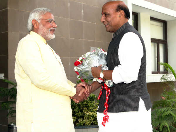ગાંધીનગરમાં બેઠક શરૂ, 17મીએ મોદી જશે વારાણસી