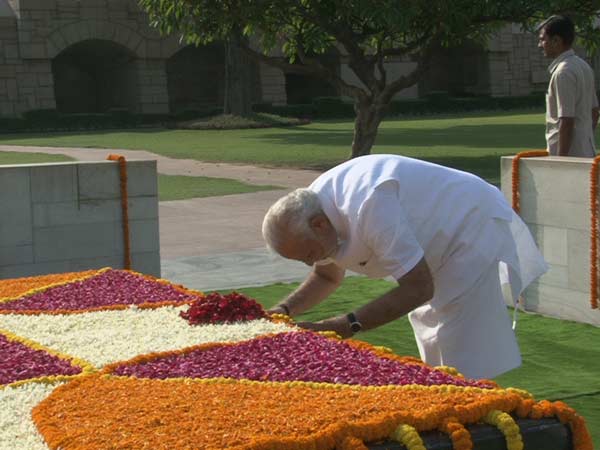 સ્માર્ટ ગવર્નન્સની દિશામાં પ્રયાણ