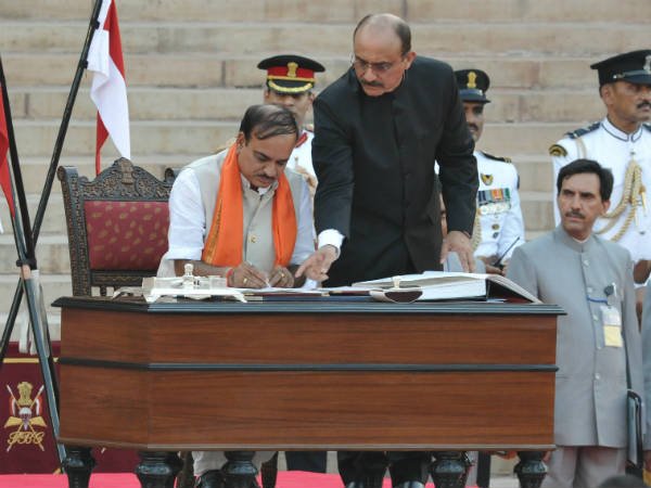 રસાયણ તથા ખાદ્ય મંત્રી