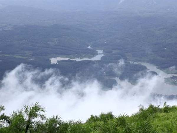 ઇલાવીઝાપુનચિરા