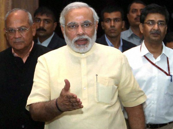 ગરીબોના ઘરનો ચૂલો સાંજે ચાલવો જોઇએ