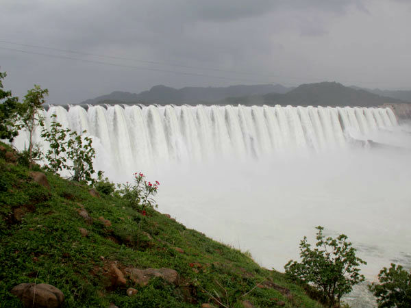 12 ફેબ્રુઆરી 2004