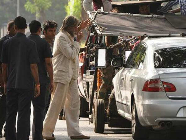 શમિતાભમાં અમિતાભનું ગીત