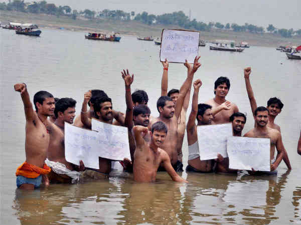 અલ્હાબાદમાં વિરોધ
